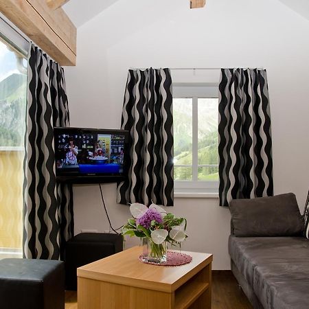 Chasa Alpetta Apartment Самнаун Екстериор снимка